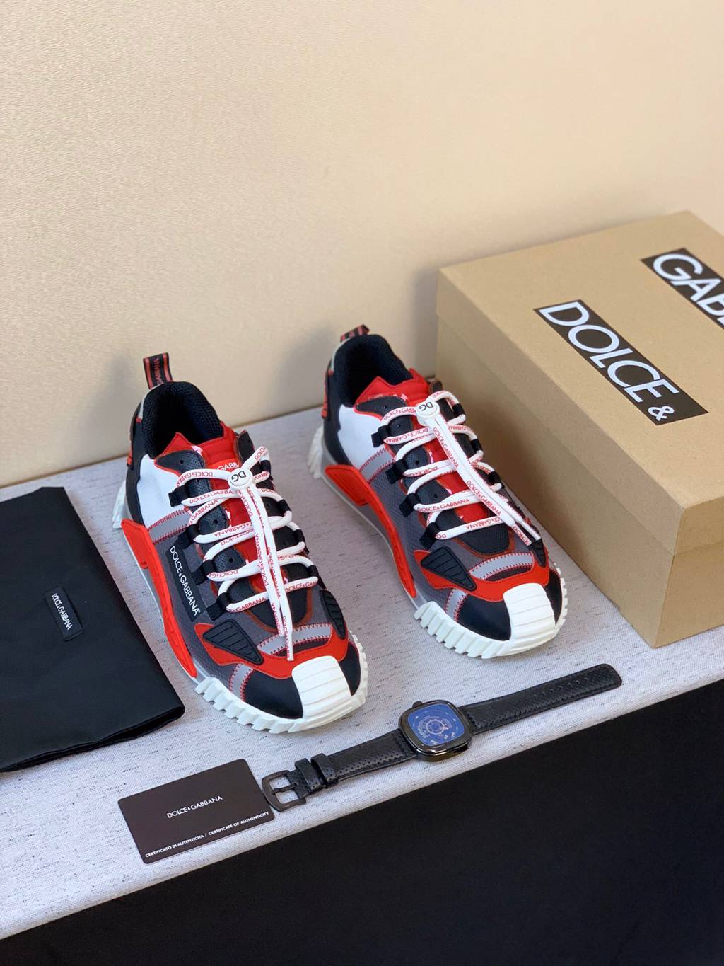 D*G sneaker